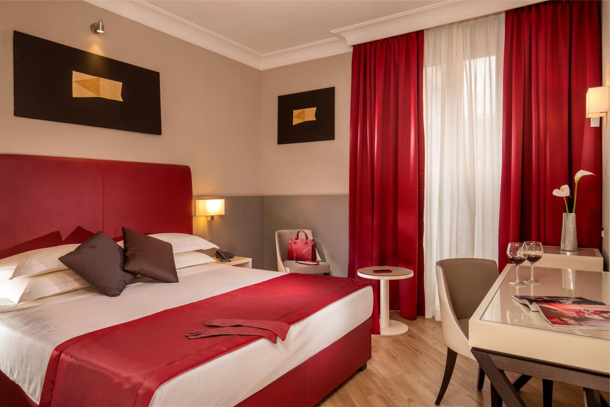 Ludovisi Palace Hotel — Foto 1